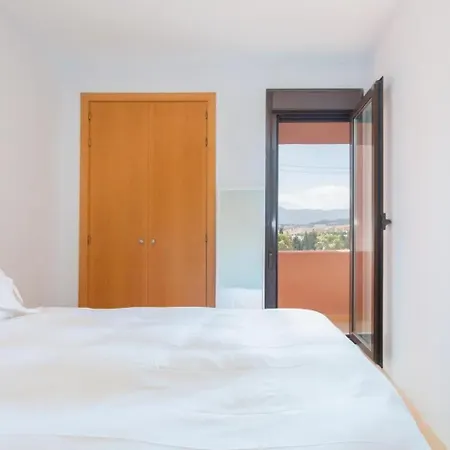 Διαμέρισμα Luxury Penthouse In With 3 Bedrooms Εστεπόνα