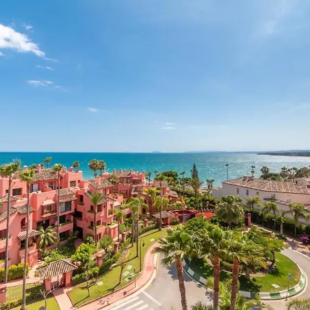 Διαμέρισμα Luxury Penthouse In With 3 Bedrooms Εστεπόνα