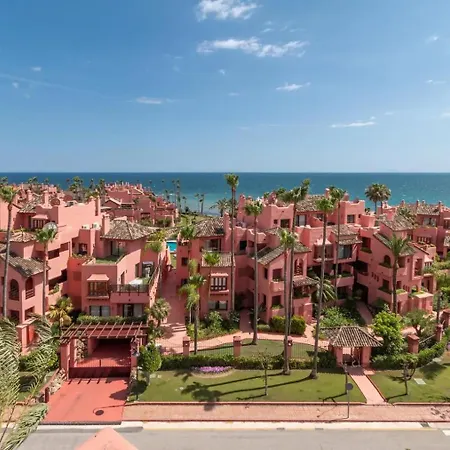 Διαμέρισμα Luxury Penthouse In With 3 Bedrooms Εστεπόνα