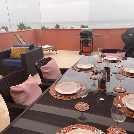 Luxury Penthouse In With 3 Bedrooms Εστεπόνα